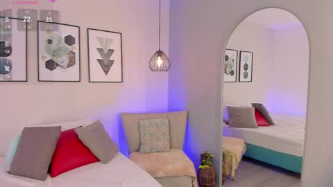 Aria online show from 04.13.26