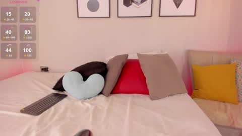 Aria online show from 04.15.26