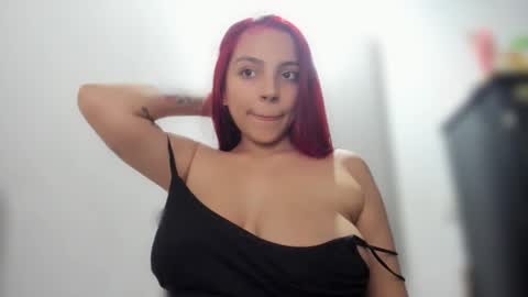 Stephany  online show from 10.04.25