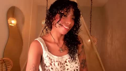 A R I   online show from 02.18.25