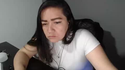 Arielle online show from 12.03.24