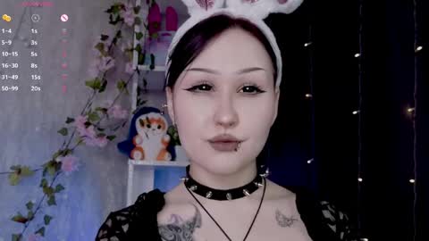 Dee online show from 04.07.26