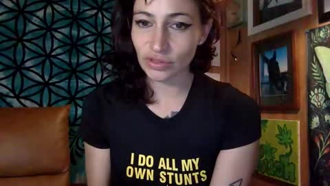 ariel  colin when hes here online show from 12.27.24