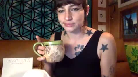 ariel  colin when hes here online show from 12.29.24