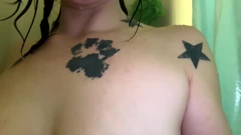 ariel  colin when hes here online show from 02.24.25