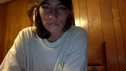 ariel  colin when hes here online show from 10.08.25