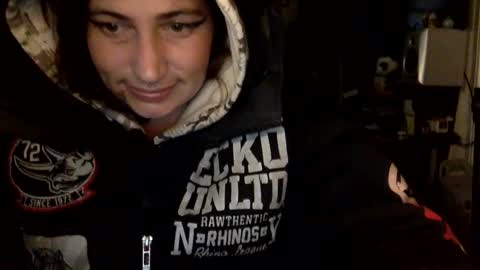 ariel  colin when hes here online show from 11.10.25