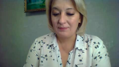 Snapshot of arielxloveresss chatting on 11.02.25 ArielXLoveresss online show from 11.02.25
