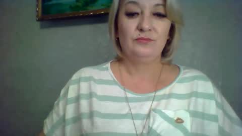 Snapshot of arielxloveresss chatting on 11.20.25 ArielXLoveresss online show from 11.20.25