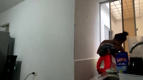 Snapshot of aries_plays chatting on 11.13.25 aries_plays online show from 11.13.25