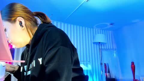 Snapshot of ariianabaker chatting on 01.27.25 Arianna online show from 01.27.25