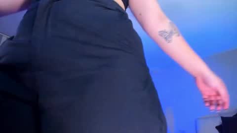 Snapshot of ariianabaker chatting on 01.27.25 Arianna online show from 01.27.25