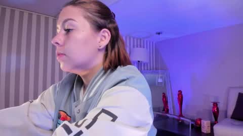 Snapshot of ariianabaker chatting on 01.31.25 Arianna online show from 01.31.25