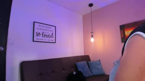 Snapshot of ariianabaker chatting on 03.04.25 Arianna online show from 03.04.25