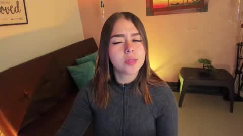 Snapshot of ariianabaker chatting on 11.13.25 Arianna online show from 11.13.25