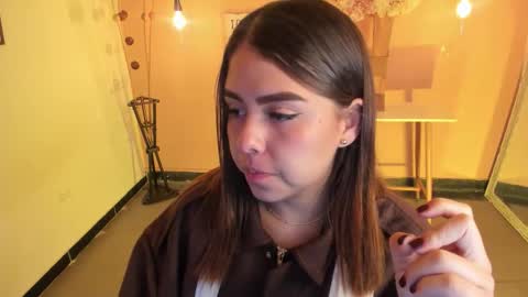 Snapshot of ariianabaker chatting on 12.01.25 Arianna online show from 12.01.25