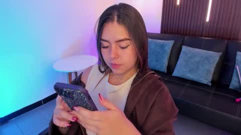 Snapshot of ariianabaker chatting on 12.14.25 Arianna online show from 12.14.25