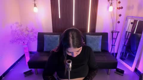 Snapshot of ariianabaker chatting on 01.07.26 Arianna online show from 01.07.26