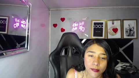 Snapshot of arimeraki_v chatting on 06.02.26 Hi Stream 1000pm to 600am online show from 06.02.26