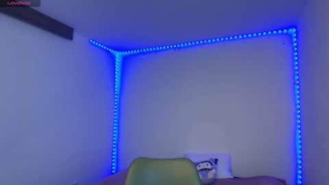 arimoon18 online show from 01.17.26