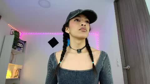 arimoon18 online show from 05.24.26