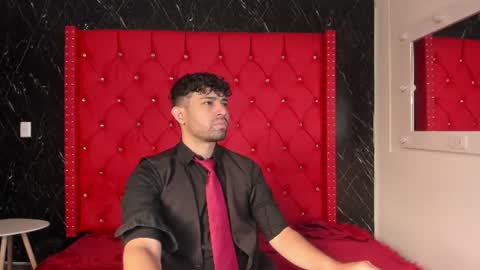 Snapshot of arise_garibaldi chatting on 08.06.26 Arise online show from 08.06.26