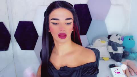 ArisaDarfu online show from 12.22.24