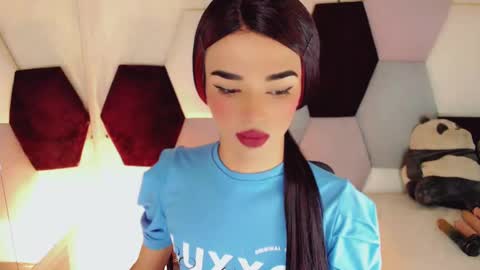 ArisaDarfu online show from 12.31.24