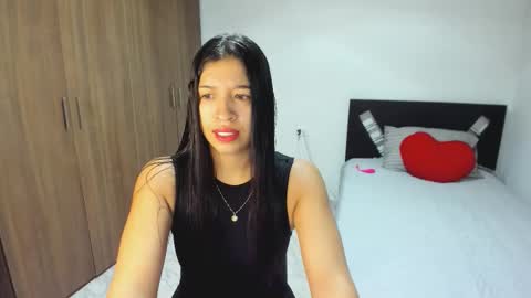 aristena_01 online show from 02.10.26