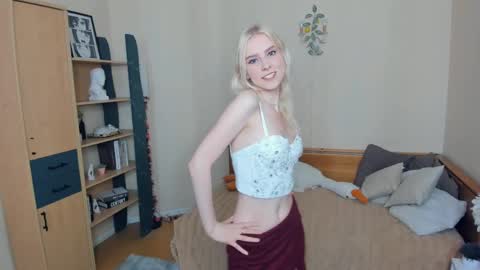 Snapshot of arlavitullo chatting on 06.01.26 Emily online show from 06.01.26
