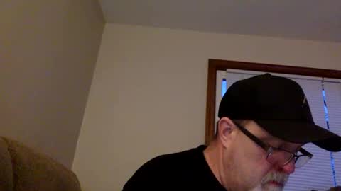 armyguy5311 online show from 04.12.26