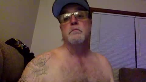 Snapshot of armyguy5311 chatting on 06.06.26 armyguy5311 online show from 06.06.26