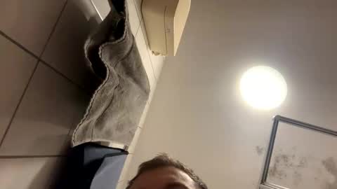 armyskater32 online show from 11.26.25