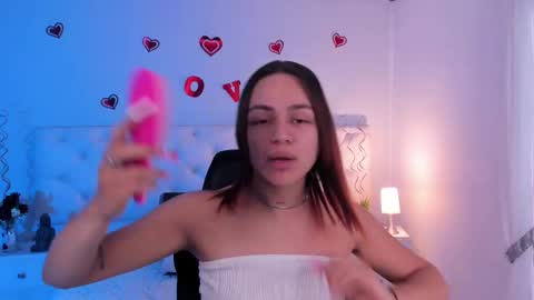 Aron cruz  online show from 02.18.25