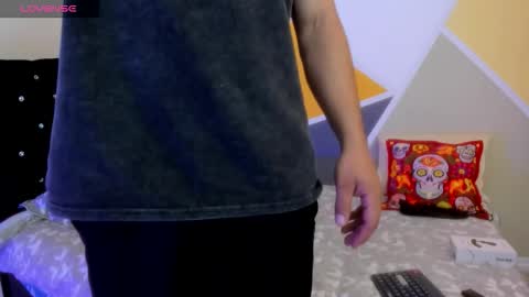 Aron Santoro online show from 09.30.25