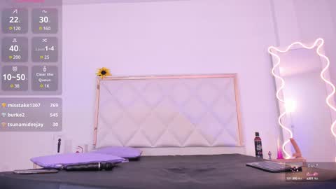 Snapshot of aron_tay chatting on 12.27.24  your aron  online show from 12.27.24