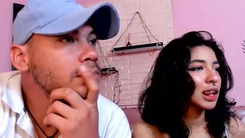 Snapshot of aronandmoli chatting on 06.11.26 aronandmoli online show from 06.11.26