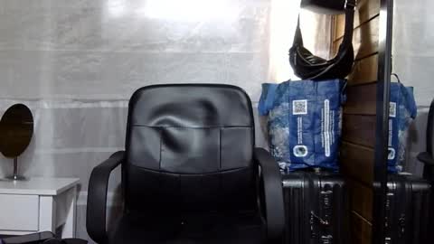 Aron G Franco online show from 11.19.25