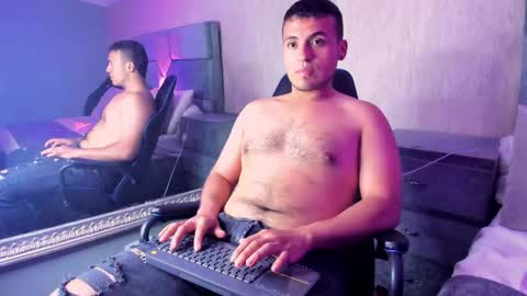 AronOlsen online show from 02.20.26