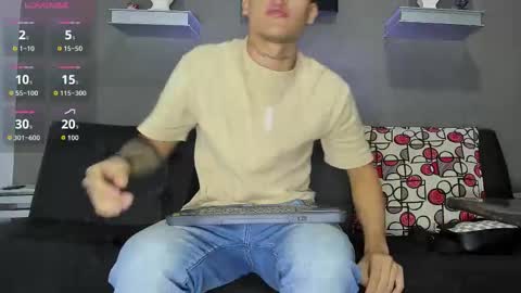 AROON HOT online show from 02.07.26