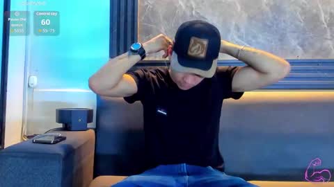 Aroon   online show from 01.08.26