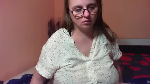 Snapshot of arriana98 chatting on 02.06.25 Arriana online show from 02.06.25