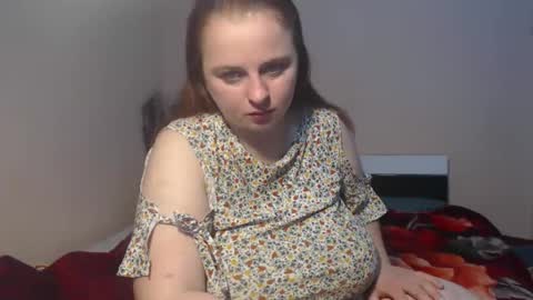 Snapshot of arriana98 chatting on 09.22.25 Arriana online show from 09.22.25