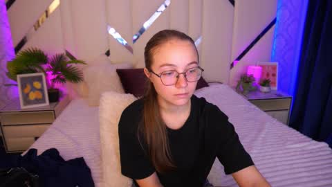 arrinawair online show from 09.12.25