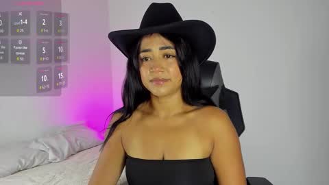 Snapshot of arte__ chatting on 02.04.26 fer online show from 02.04.26