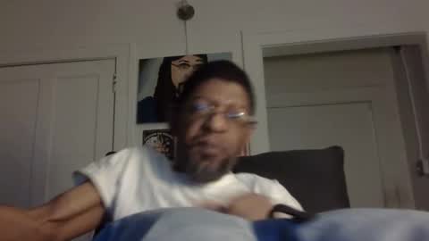 Snapshot of arteblazze chatting on 02.07.25 Arteblazze not daddy boy bitch or nigga online show from 02.07.25