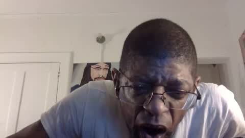 Snapshot of arteblazze chatting on 02.12.25 Arteblazze not daddy boy bitch or nigga online show from 02.12.25