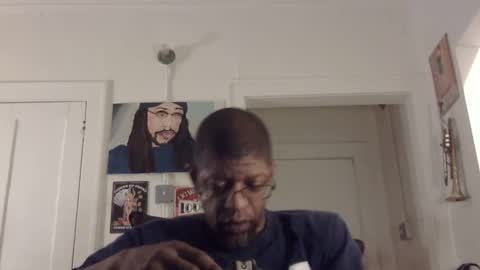 Snapshot of arteblazze chatting on 03.05.25 Arteblazze not daddy boy bitch or nigga online show from 03.05.25