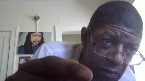 Snapshot of arteblazze chatting on 03.08.25 Arteblazze not daddy boy bitch or nigga online show from 03.08.25