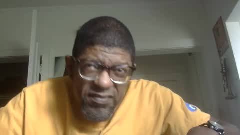 Snapshot of arteblazze chatting on 09.10.25 Arteblazze not daddy boy bitch or nigga online show from 09.10.25